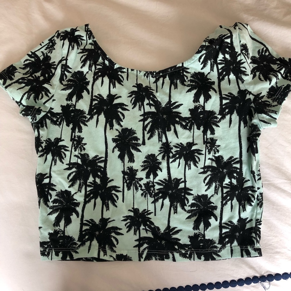 Palm Crop Tee